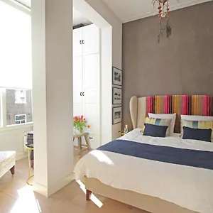 cozy-private-room-next-to-vondelpark.amsterdamhotelsnl.com/