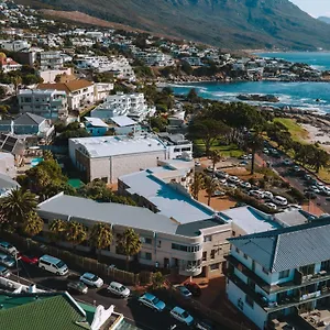 Appart hôtel Camps Bay Village - And